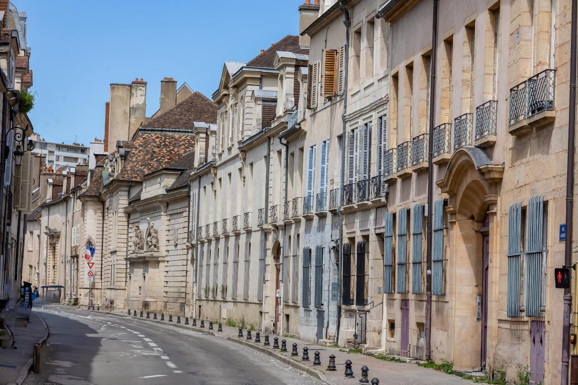 Le Vannerie - Appartement Coeur Historique - Tout Equipe Dijon Rum bild